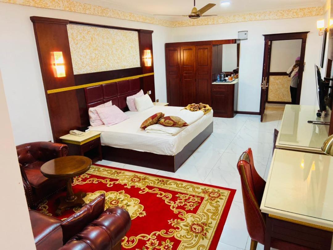 Dellagio Hotel Wa Ngoại thất bức ảnh